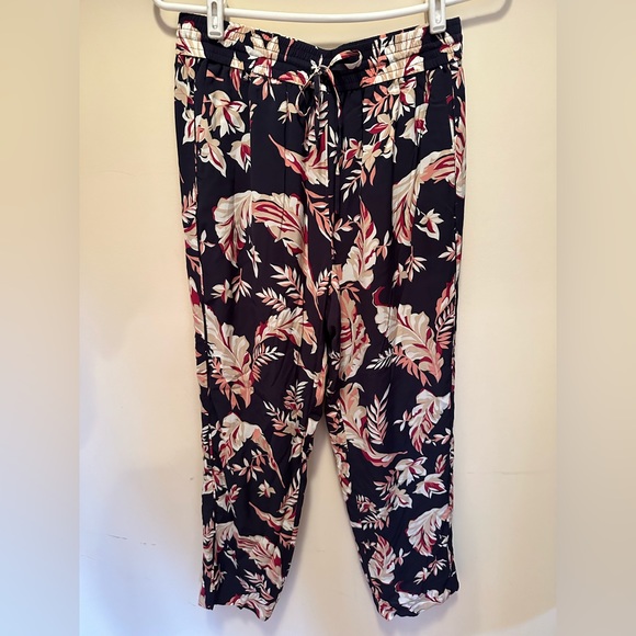Joie Desmonda camp shirt and matching pant set size small - Picture 14 of 15